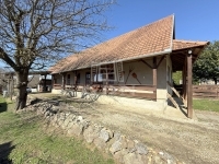 Pusztaszentlászló Családi ház